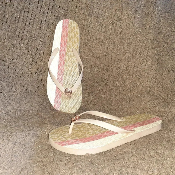 MICHAEL KORS-Flip Flops/Thongs Sandals-Warm Beige-Rose Gold Logo-Sz 10-Excellent - Picture 1 of 7